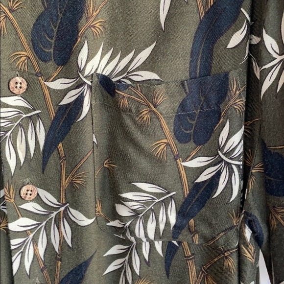 ❤️ Havana Jack’s Cafe❤️ Hawaiian shirt size(M) - Picture 4 of 10